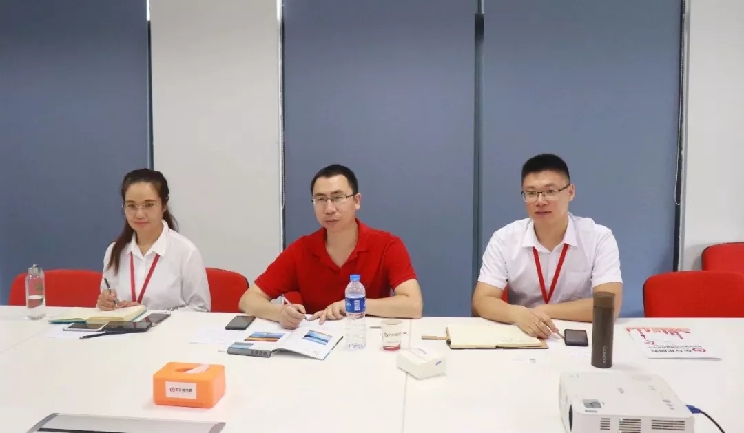 【上海對(duì)接會(huì)】東方龍商務(wù)上海總部舉行氣凝膠材料項(xiàng)目政府對(duì)接會(huì)，雙方將實(shí)地考察推進(jìn)落地