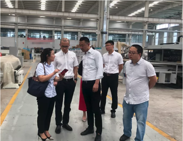 陪同政府園區(qū)赴高端家居智能裝備制造投資選址項目方對接考察，奠定良好合作基礎(chǔ)