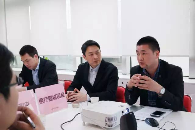 上海東方龍商務公司成功舉行醫(yī)藥機械設備制造投資選址項目的政府對接會