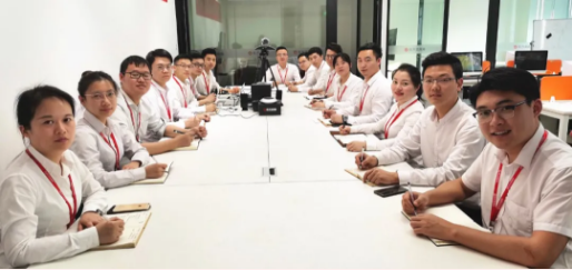 東方龍商務(wù)集團舉行2020年度總結(jié)暨表彰大會，2021并肩奮進(jìn)開新局