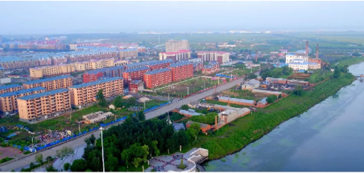 集團全力助推黑龍江省佳木斯市同江市委托招商引資，立足八大優(yōu)勢，構筑發(fā)展新格局