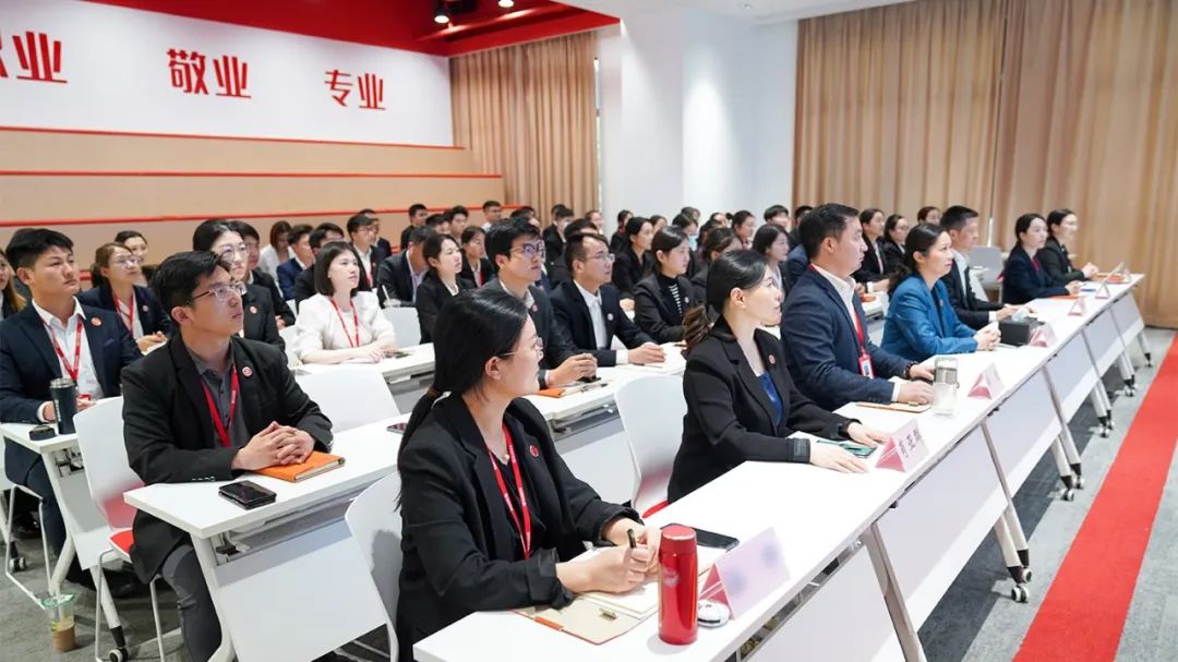 樹立項(xiàng)目為王，打造招大引強(qiáng)“強(qiáng)磁場”！5月上旬，集團(tuán)共28個(gè)優(yōu)質(zhì)投資選址項(xiàng)目通過評(píng)估！