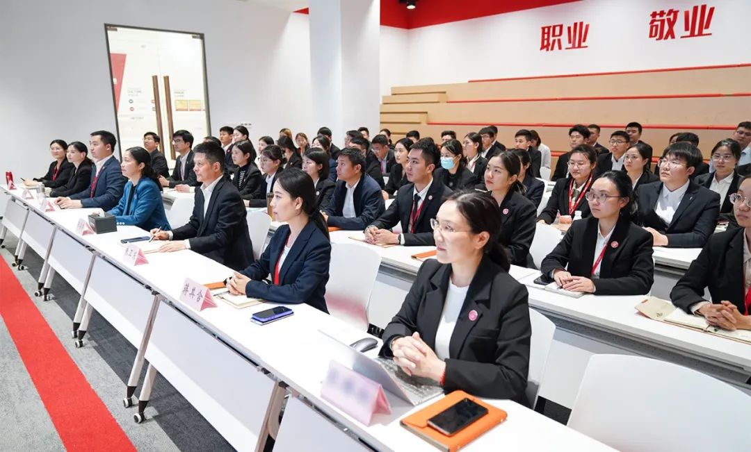 樹立項(xiàng)目為王，打造招大引強(qiáng)“強(qiáng)磁場”！5月上旬，集團(tuán)共28個(gè)優(yōu)質(zhì)投資選址項(xiàng)目通過評(píng)估！