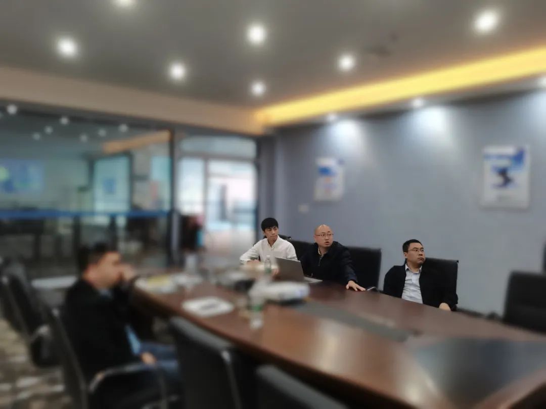高新技術(shù)企業(yè)，與國(guó)內(nèi)多所院校建立合作！重慶某地方政府實(shí)地對(duì)接高品質(zhì)新能源鋰電投資選址項(xiàng)目