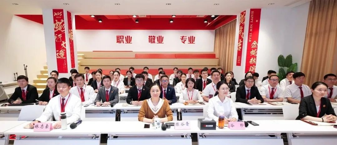 評(píng)估是起點(diǎn)，落地是終點(diǎn)！4月上旬，集團(tuán)共32個(gè)優(yōu)質(zhì)投資選址項(xiàng)目通過評(píng)估