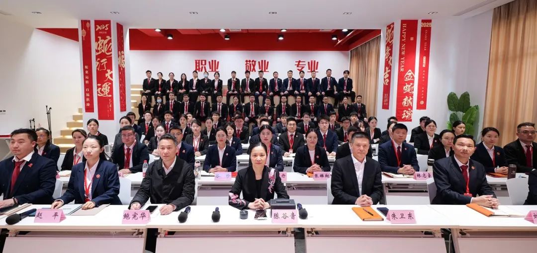 上海東方龍商務集團以變應變，應對中美貿(mào)易戰(zhàn)下的招商新挑戰(zhàn)！